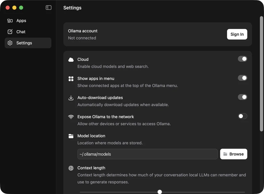 Ollamaの設定画面の上半分。Cloud・Show apps in menu・Auto-download updates がオン、Expose Ollama to the network がオフ、Model location の欄